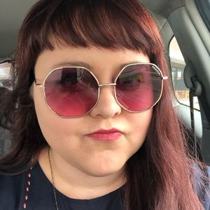 Meet your Posher, Tabitha